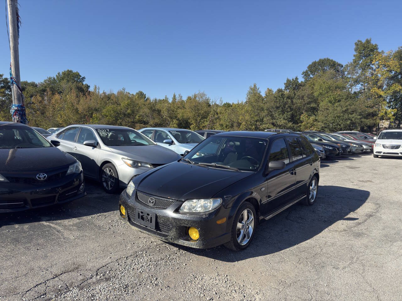 Used 2002 MAZDA Protege5 FWD image 2