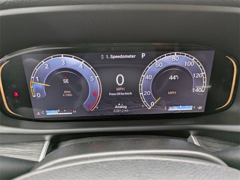 Used 2024 Jeep Wagoneer Series II w/ Flexible Seating Group image 33