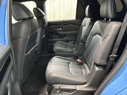 Used 2024 Honda Pilot TrailSport image 21