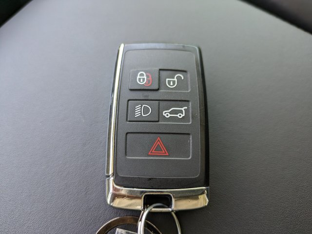 Used 2023 Land Rover Range Rover SE AWD/4WD image 33