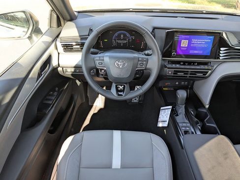 New 2026 Toyota Camry SE FWD image 15