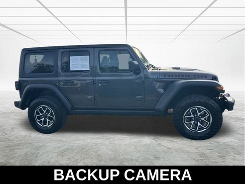 Used 2024 Jeep Wrangler Unlimited Rubicon AWD/4WD image 4