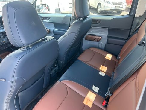 Used 2024 Ford Maverick Lariat w/ FX4 Off-Road Package AWD/4WD image 32