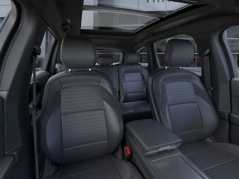 New 2025 Lincoln Nautilus Reserve w/ Jet Appearance Package image 10