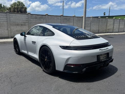 New 2026 Porsche 911 Carrera GTS RWD image 3