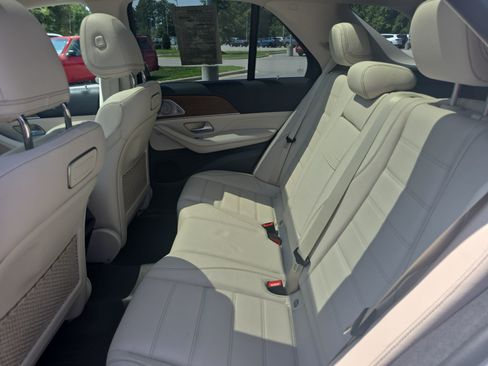 Used 2020 Mercedes-Benz GLE 350 4MATIC image 13
