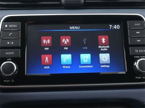 New 2025 Nissan Versa SV w/ Lighting Package image 3