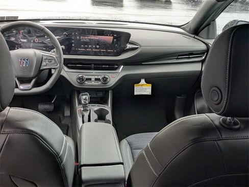 New 2025 Buick Envista Preferred w/ Convenience I Package image 10