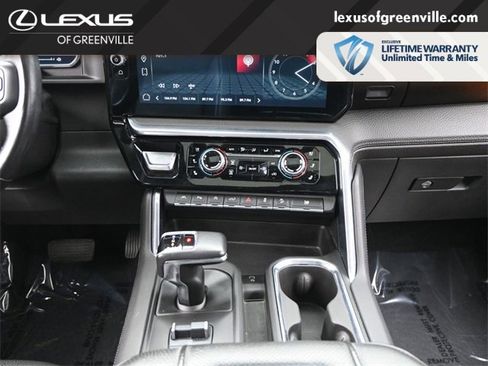 Used 2022 GMC Sierra 1500 Denali w/ Denali Reserve Package image 29