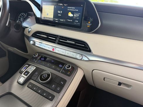 Used 2020 Hyundai Palisade Limited FWD image 18