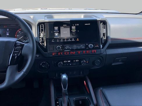 Used 2025 Nissan Frontier PRO-4X w/ Pro Premium Package AWD/4WD image 7