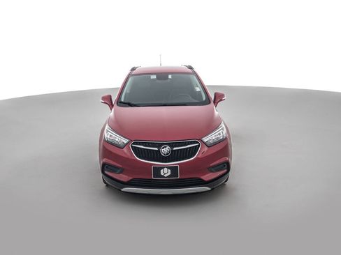 Used 2019 Buick Encore Preferred FWD image 2