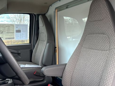 New 2025 Chevrolet Express 3500 1WT w/ Power Convenience Package image 22