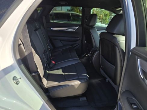 Certified 2024 Cadillac XT5 Luxury AWD/4WD image 12