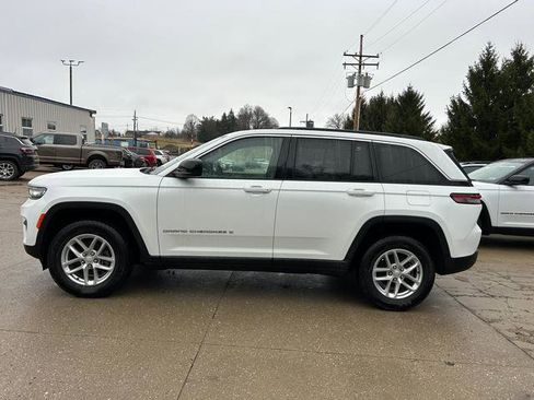 New 2025 Jeep Grand Cherokee Laredo X w/ Luxury Tech Group I image 6