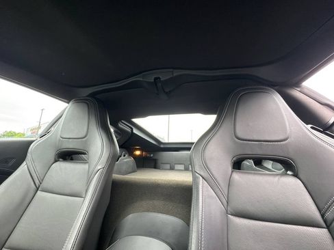 Used 2016 Chevrolet Corvette Stingray Coupe RWD image 25