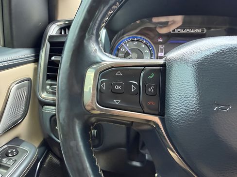 Used 2019 RAM 1500 Limited AWD/4WD image 34