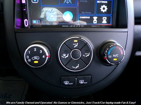 Used 2012 Kia Soul FWD image 35