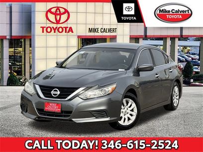 Used 2017 Nissan Altima 2.5 S w/ Power Driver Seat Package