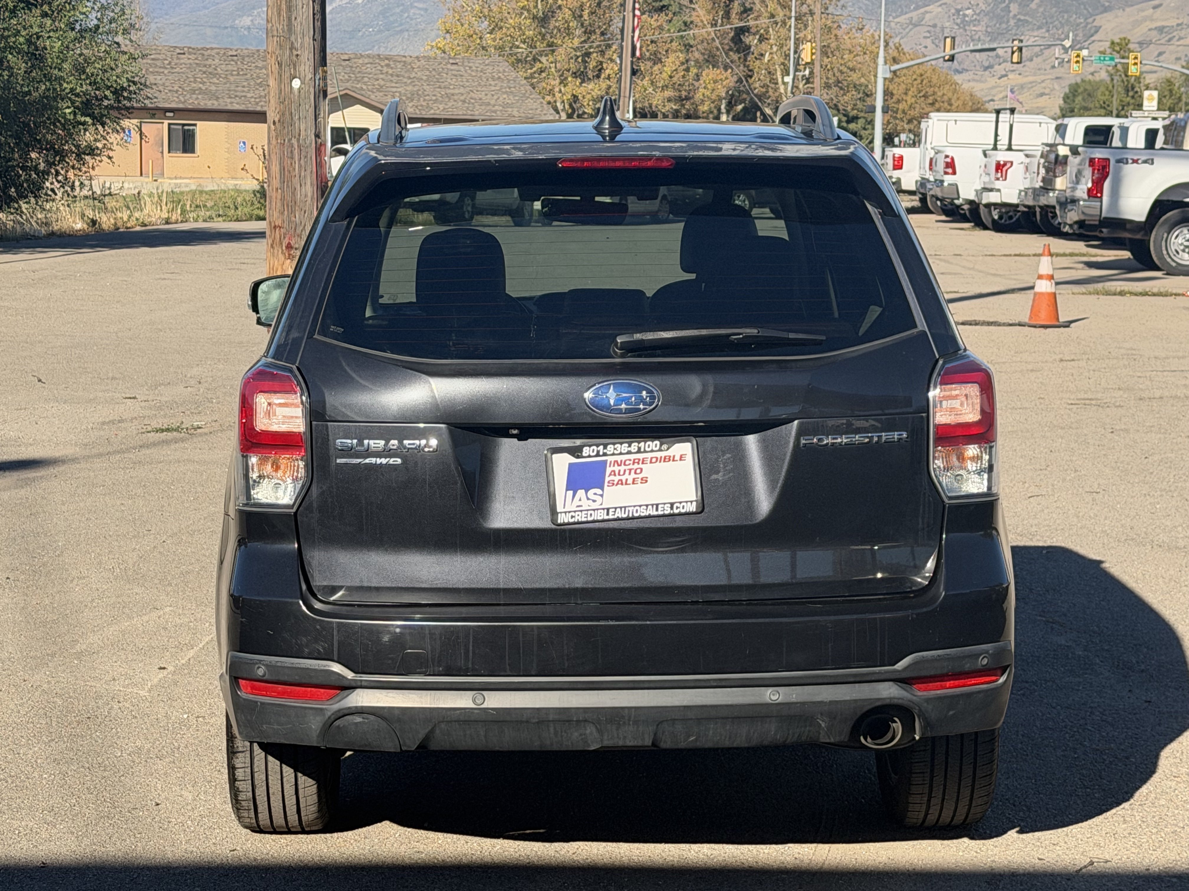 Used 2018 Subaru Forester 2.5i Touring AWD/4WD image 5