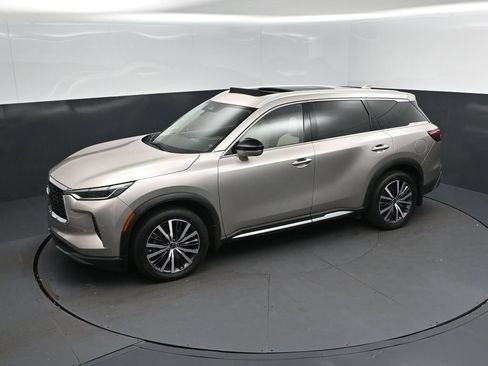Certified 2023 INFINITI QX60 Sensory w/ Cargo Package AWD/4WD image 32