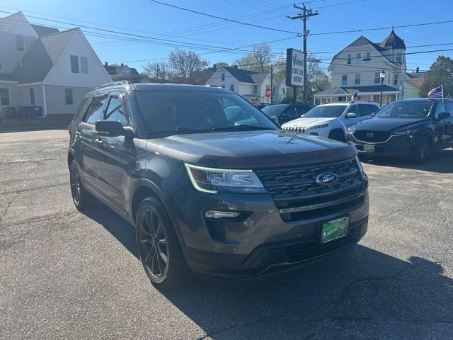 Used 2019 Ford Explorer XLT w/ Equipment Group 202A AWD/4WD image 5