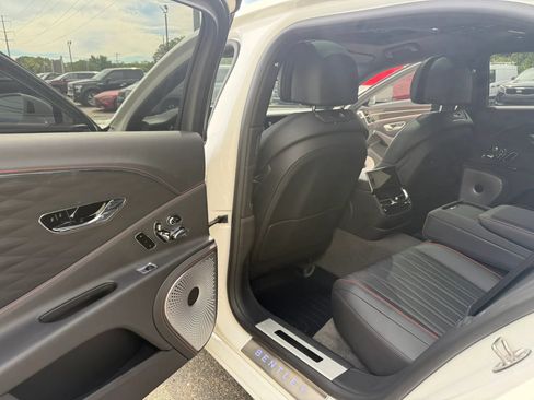 Used 2021 Bentley Flying Spur W12 AWD/4WD image 73