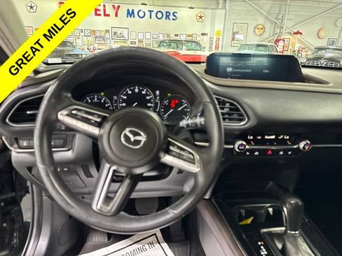 Used 2022 MAZDA CX-30 AWD 2.5 S w/ Premium Package image 17