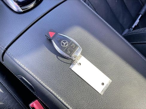 Used 2015 Mercedes-Benz S 550 Sedan image 11