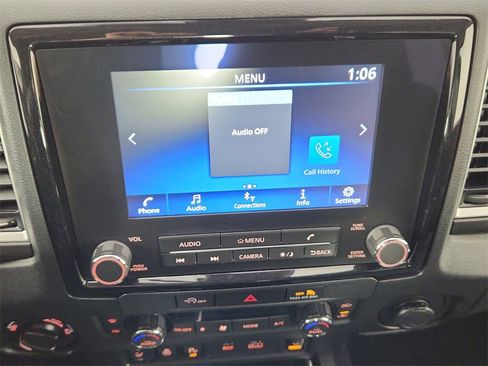 Used 2024 Nissan Frontier SV w/ SV Convenience Package image 21