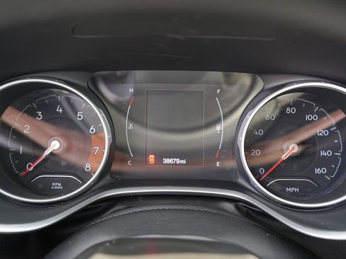 Used 2018 Jeep Compass Sport image 28