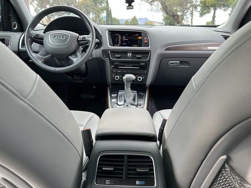 Used 2015 Audi Q5 2.0T Premium Plus w/ Technology Package image 23
