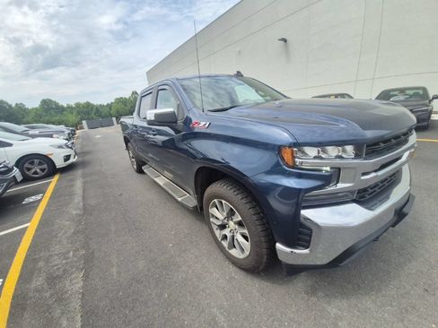 Used 2021 Chevrolet Silverado 1500 LT w/ All Star Edition Plus AWD/4WD image 3