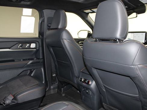 New 2026 Ford Explorer Tremor w/ Tremor Ultimate Package AWD/4WD image 33
