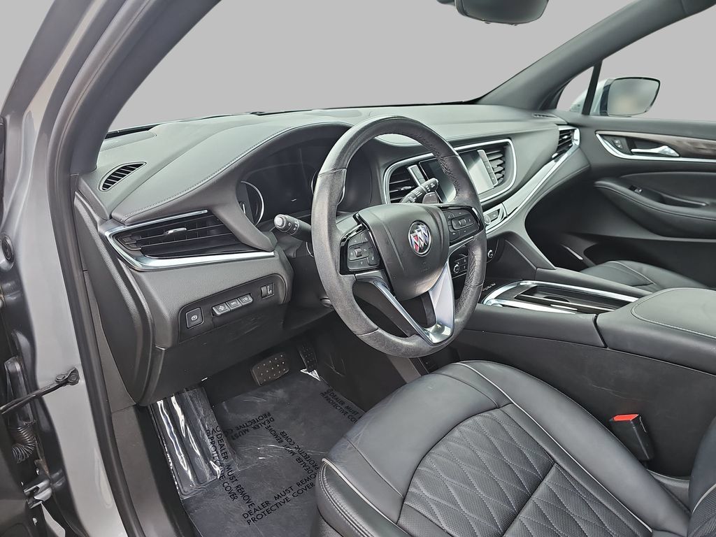 Used 2023 Buick Enclave Avenir w/ Avenir Technology Package AWD/4WD image 22