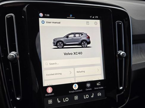 Certified 2024 Volvo XC40 B5 Core AWD/4WD image 26