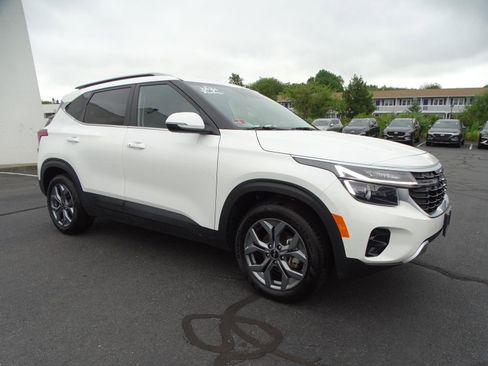 Used 2024 Kia Seltos S image 7