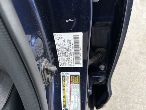 Used 2015 Honda CR-V LX image 31