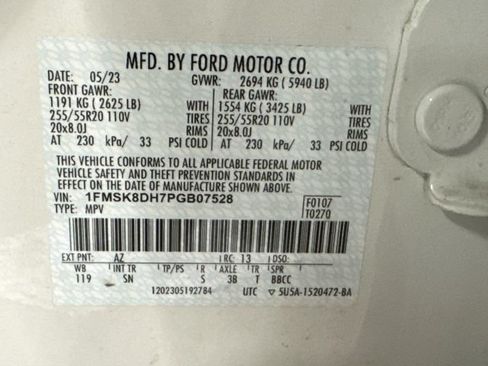 Used 2023 Ford Explorer XLT w/ Equipment Group 202A AWD/4WD image 14