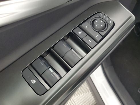 New 2026 Subaru Solterra Premium image 31