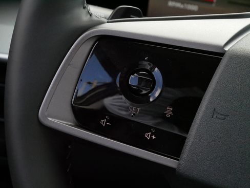 Used 2025 Nissan Murano SL AWD/4WD image 25