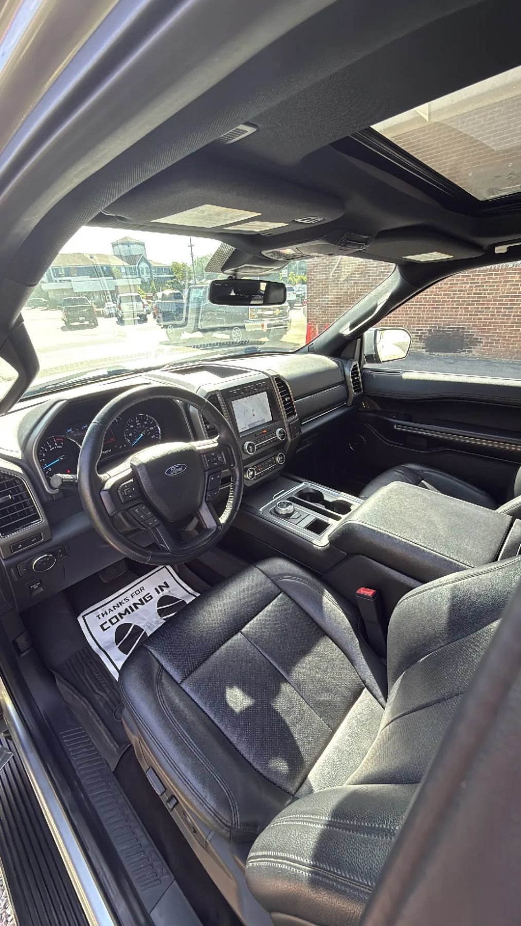 Used 2020 Ford Expedition XLT w/ Equipment Group 202A RWD image 27
