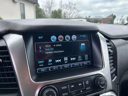 Used 2020 Chevrolet Suburban Premier image 22