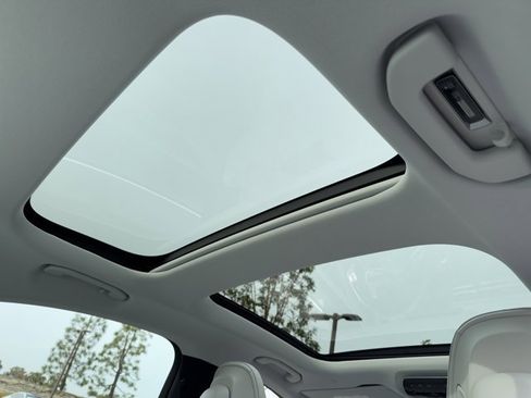 New 2026 Mercedes-Benz E 350 Sedan image 3