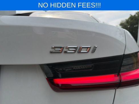 Used 2022 BMW 330i Sedan w/ Convenience Package RWD image 6