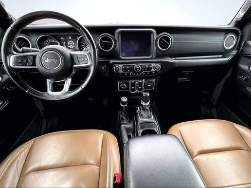 Used 2021 Jeep Wrangler Unlimited Sahara w/ Uconnect 4C Nav & Sound Group image 10