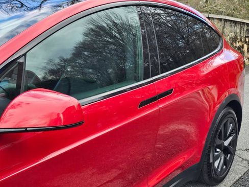 Used 2022 Tesla Model X image 20