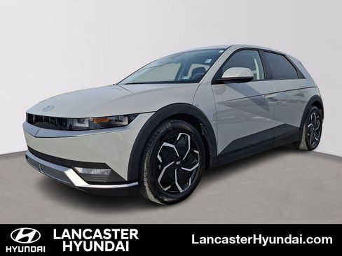 Certified 2022 Hyundai Ioniq 5 SE image 1