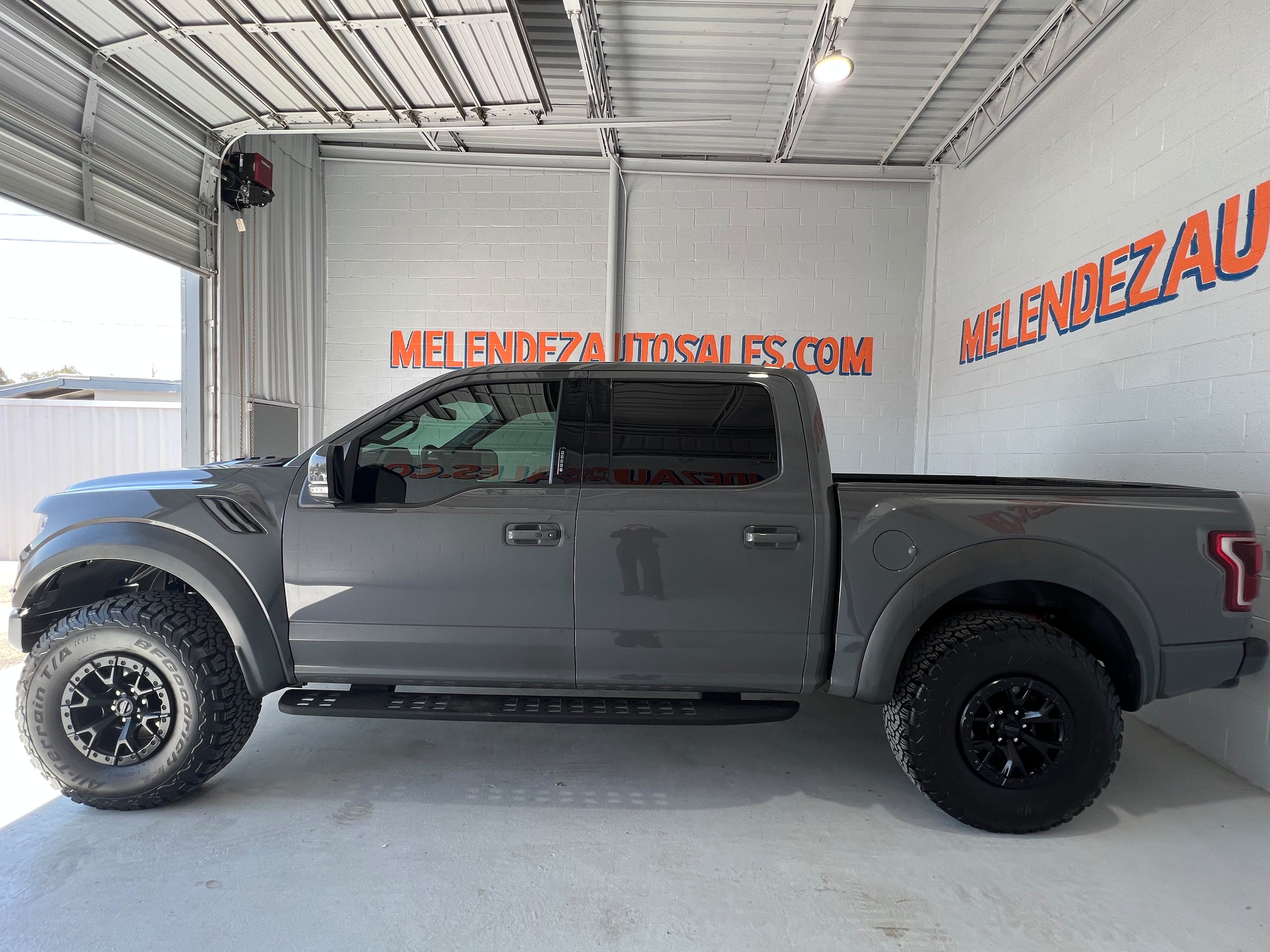 Used 2020 Ford F150 Raptor w/ Equipment Group 802A Luxury AWD/4WD image 2
