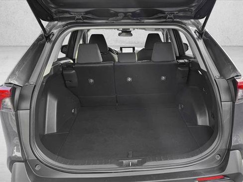 Used 2024 Toyota RAV4 XLE image 8